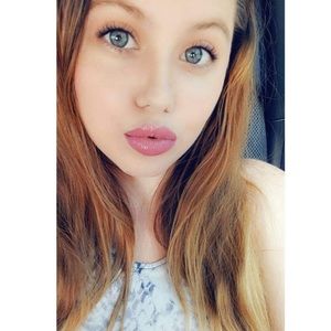 Meet your Posher, Cora